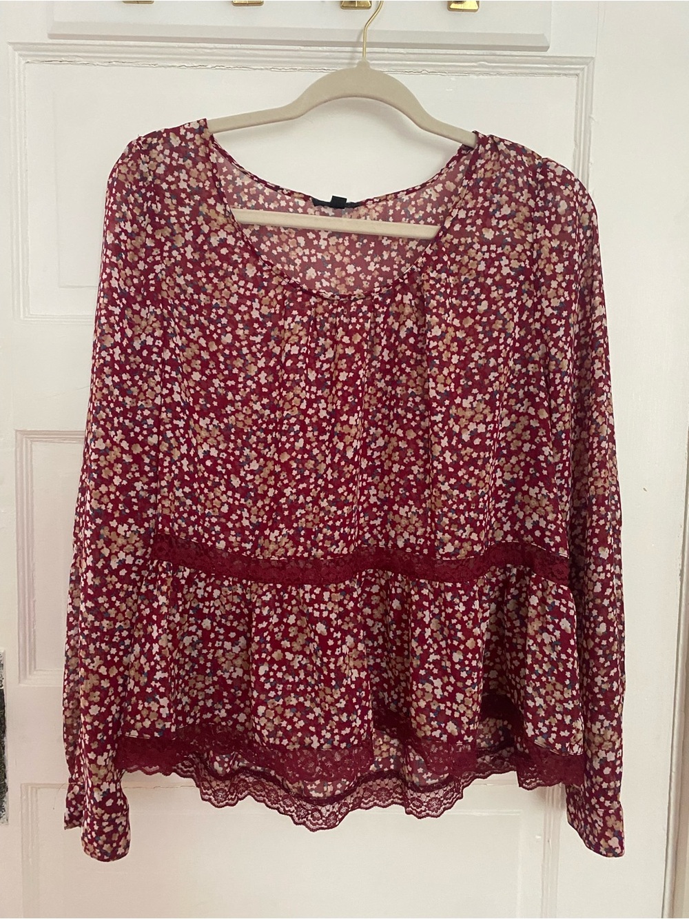 Burgundy Floral Lace-Trim Long Sleeve Blouse